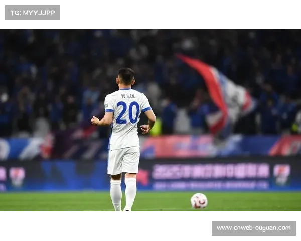 蒋圣龙回归于汉超复出助力申花主场迎战深圳新鹏城全力冲冠 蒋圣龙回归于汉超复出助力申花主场迎战深圳新鹏城全力冲冠