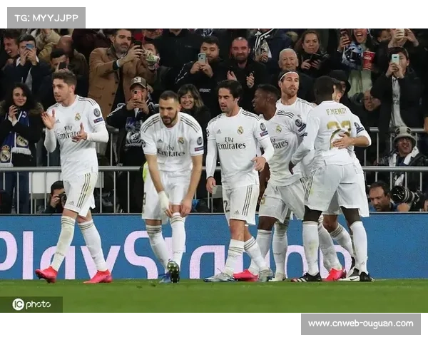 皇马主场0-2不敌塞尔塔，弗兰·加西亚染红九人应战